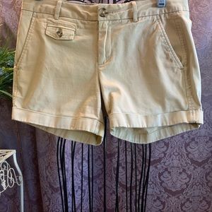 Banana Republic City Chino Shorts Khaki Cuffed Preppy Flap Pockets Cotton Blend
